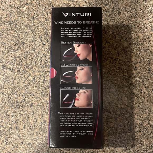 VINTURI Essential Wine Aerator - Picture 2 of 6